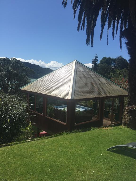 Sunseeker Lodge Whangaroa Room photo